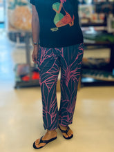 Load image into Gallery viewer, ☆New☆ Ku'ulei Hawaii Aladdin Pants