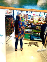 Load image into Gallery viewer, ※New※AVANTI( アバンティ ) Kimono Cover-Up Romeo and Juliet-Blue