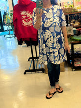 Load image into Gallery viewer, *Cool to the touch material*Tunic