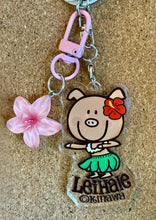 画像をギャラリービューアに読み込む, Lei Hale Okinawaオリジナル”チャーム付きフラプアアちゃん”キーホルダー