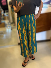 画像をギャラリービューアに読み込む, 🌺新柄入荷しました‼️🌺☆ Ku'ulei Hawaii Newワイドパンツ