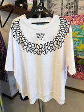 Load image into Gallery viewer, Hulalani Hawaii “Lei” Tシャツ