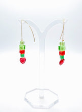 Load image into Gallery viewer, Deco atelir Flamingoスワロフスキー®Crystalライズチェーンピアス