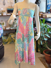 Load image into Gallery viewer, ☆New and repeat patterns have arrived!!☆ Ku'ulei Hawaii 2-Way Skirt