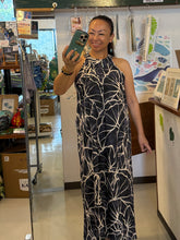 Load image into Gallery viewer, Ku'ulei Hawaii 4-Way Dress *Free hemming belt*