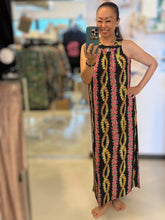 Load image into Gallery viewer, Ku'ulei Hawaii 4-Way Dress *Free hemming belt*