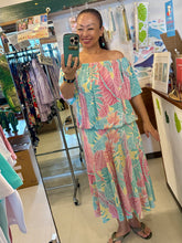 Load image into Gallery viewer, ☆New and repeat patterns have arrived!!☆ Ku'ulei Hawaii 2-Way Skirt