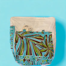Load image into Gallery viewer, ※New※KAHOKU※Recommended for Hula dancers!! Padded Big Bag Tiare 2 types