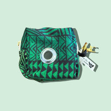 Load image into Gallery viewer, KAHOKU ペットお散歩エチケット袋&小物入れファスナーミニミニポーチ