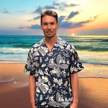 画像をギャラリービューアに読み込む, AVANTI( アバンティ ) アロハシャツ"King and Islands - Navy"