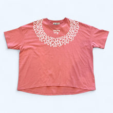 Load image into Gallery viewer, Hulalani Hawaii “Lei” Tシャツ