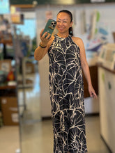 Load image into Gallery viewer, Ku'ulei Hawaii 4-Way Dress *Free hemming belt*