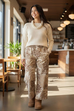 画像をギャラリービューアに読み込む, 総柄フェイクスエードロングパンツ