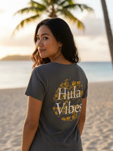 Load image into Gallery viewer, 【再入荷】Hula is Life × Lei Hale Okinawa コラボ “紅型 Hula Vibes” スクープネックTシャツ