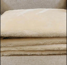 Load image into Gallery viewer, *Free shipping!! *Mookie Sato Mele Kalikimaka high quality blanket