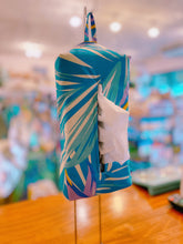 Load image into Gallery viewer, "KAHOKU" BOX Tissue Cover L (with rubber band and handle)