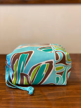 Load image into Gallery viewer, "KAHOKU" Caramel Box Pouch M