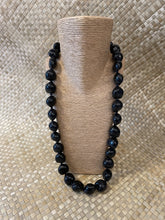 Load image into Gallery viewer, Kukuilei (Black and White)