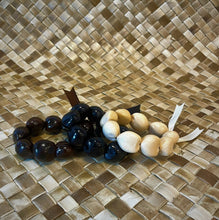 Load image into Gallery viewer, Kukui bracelet (black and white)