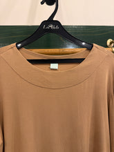 画像をギャラリービューアに読み込む, ティアレ柄チュニックベージュ
