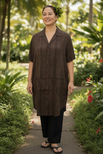 Load image into Gallery viewer, Hula is Life / Mālie Dress（マーリエ・ドレス）- Puʻili Brown（プイリ・ブラウン）
