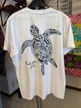 画像をギャラリービューアに読み込む, Hulalani Hawaii “Honu” Tシャツ
