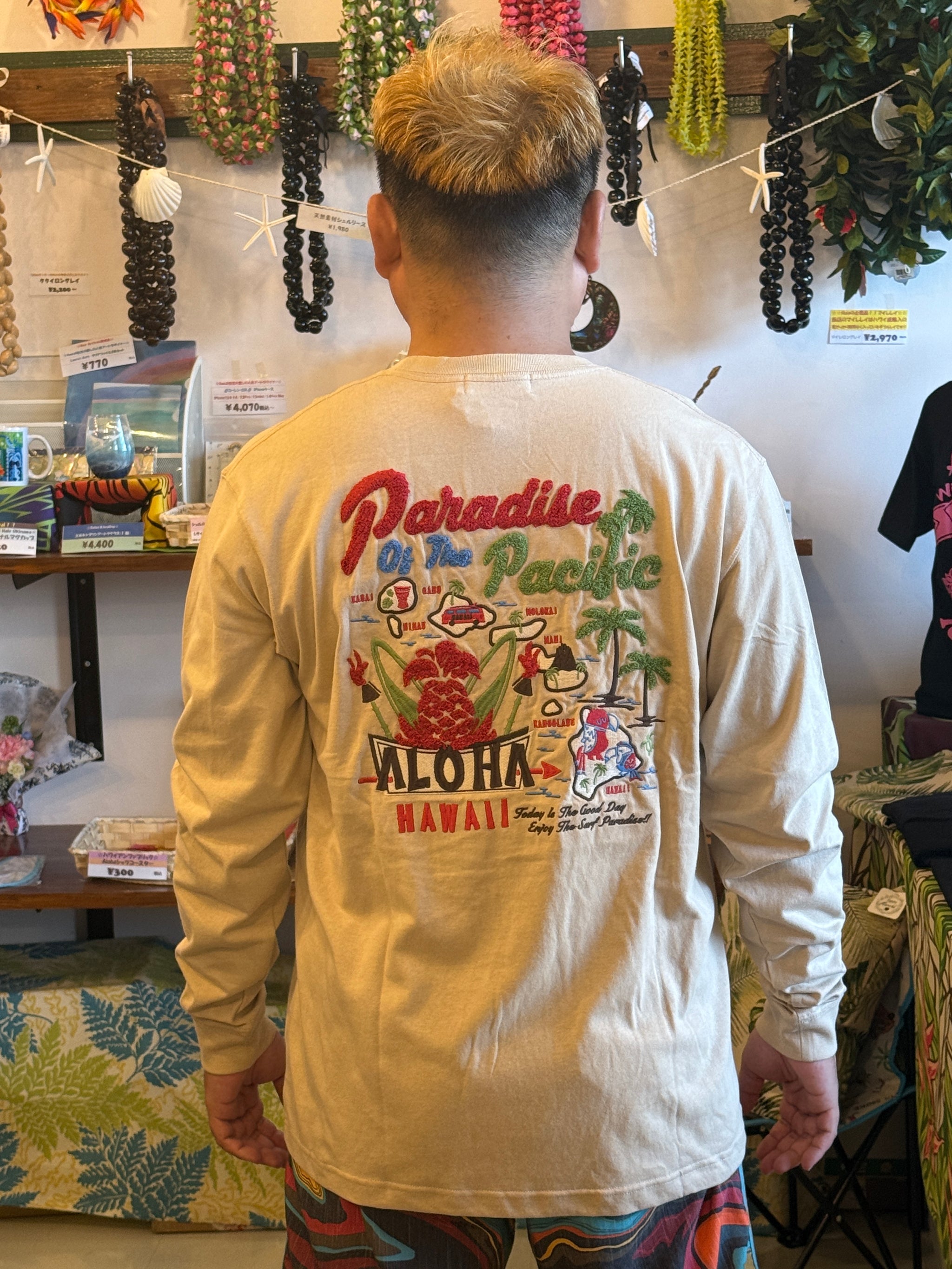 Hula Lani 刺繍が贅沢なハワイアンロングTシャツ　ハワイMapメンズXL 男女兼用】Hulalani Hawaii 刺繍ロングTシャツ(Hawaii island） – Lei