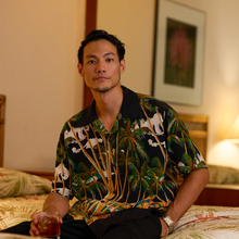 Load image into Gallery viewer, ※New※AVANTI（ アバンティ ) アロハシャツ“From Here to Eternity - Black”
