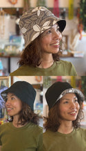 Load image into Gallery viewer, Alohaリバーシブルバケット ハット
