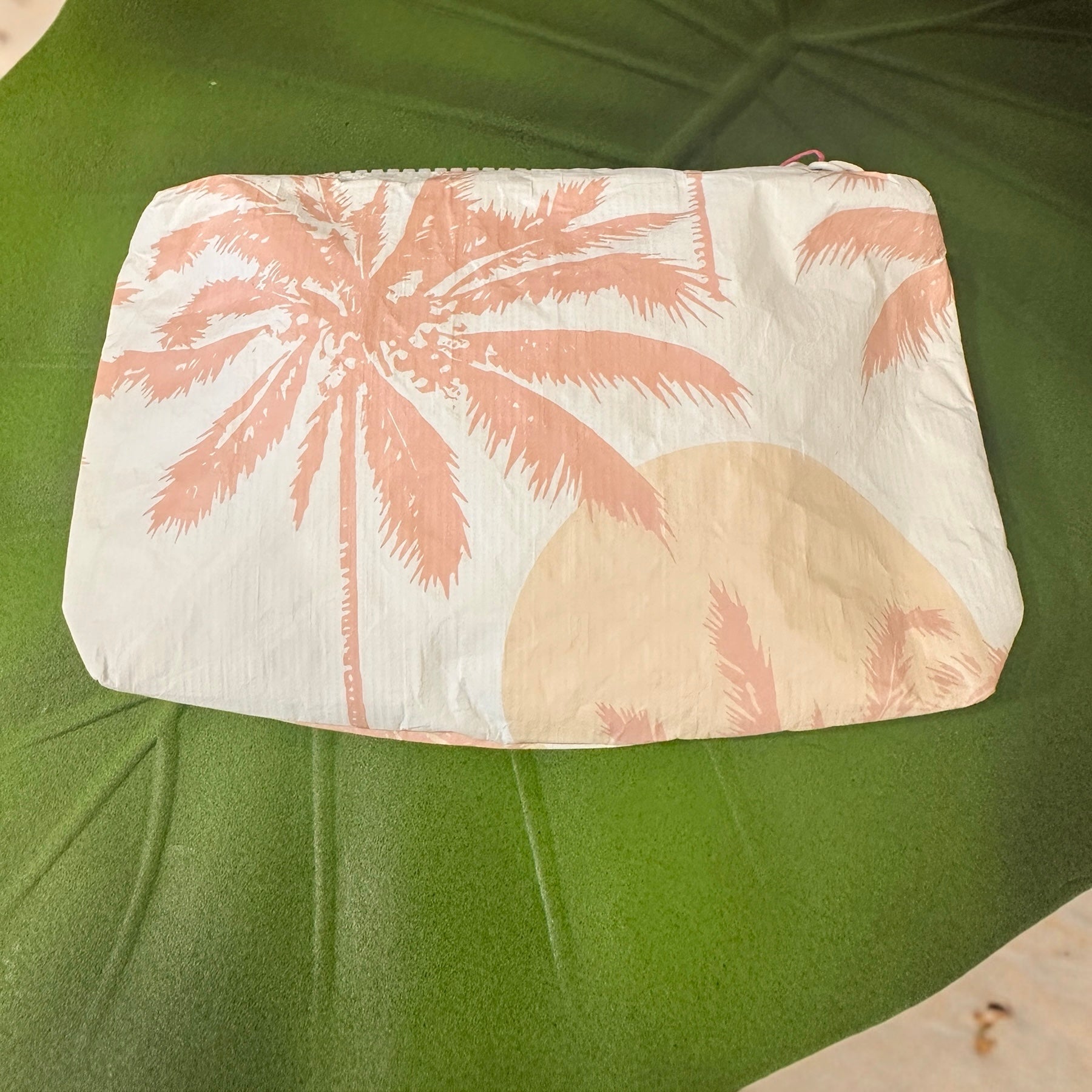 アロハコレクション Aloha Collection Samudra SunPalm Pouch – Lei