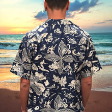 Load image into Gallery viewer, AVANTI Aloha Shirt &quot;King and Islands - Navy&quot;
