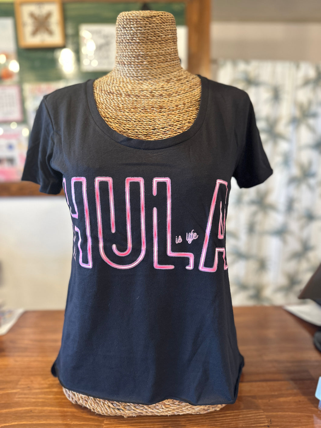 ※Ｎｅｗ！※Hula is Life ”Hula Glow”スクープネックTシャツ